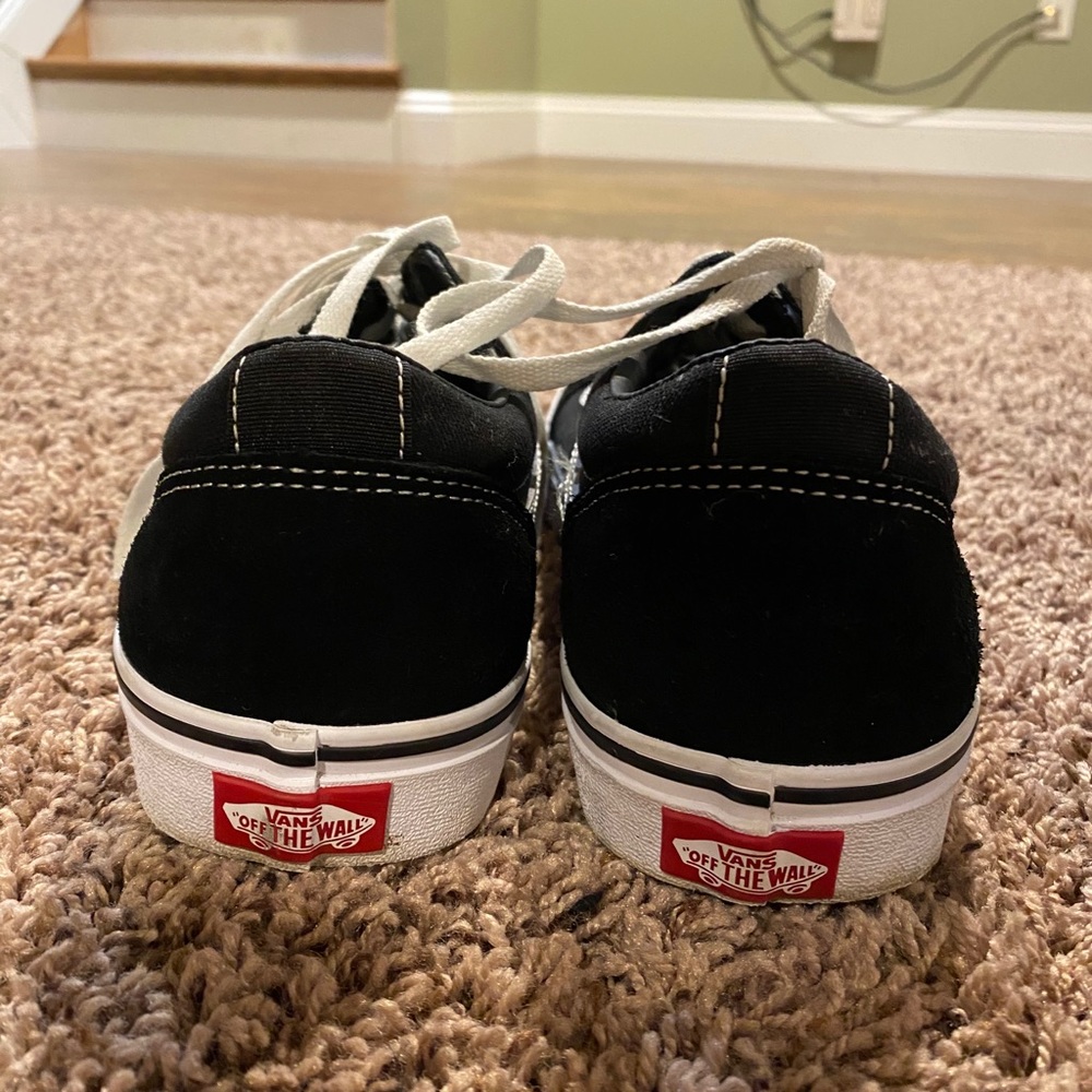 VANS - Picture 4 of 4
